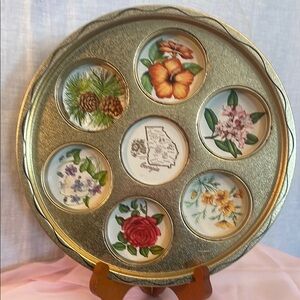 Vintage Floral Decorative gold cup holder featuring state of Georgia